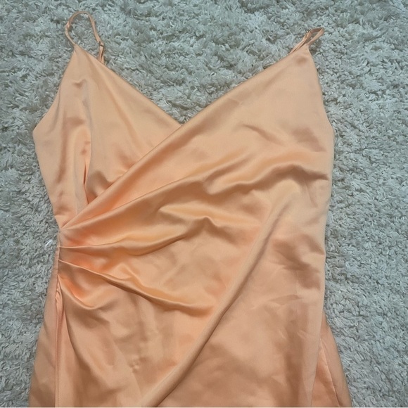 DYNAMITE Leslie satin cami dress orange size M - Picture 6 of 8